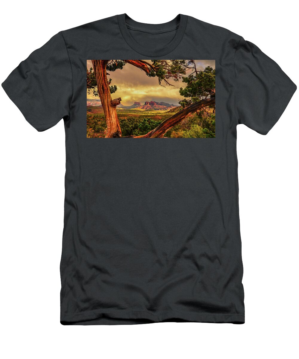 Sedona Arizona Red Rock Landscape Photos T-Shirt featuring the photograph Sunset View of Cathedral by Heber Lopez
