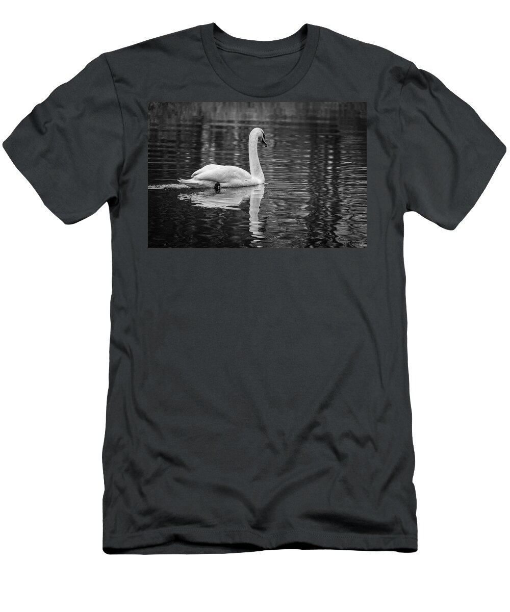 Black And White T-Shirt featuring the photograph Swan I BW by David Gordon