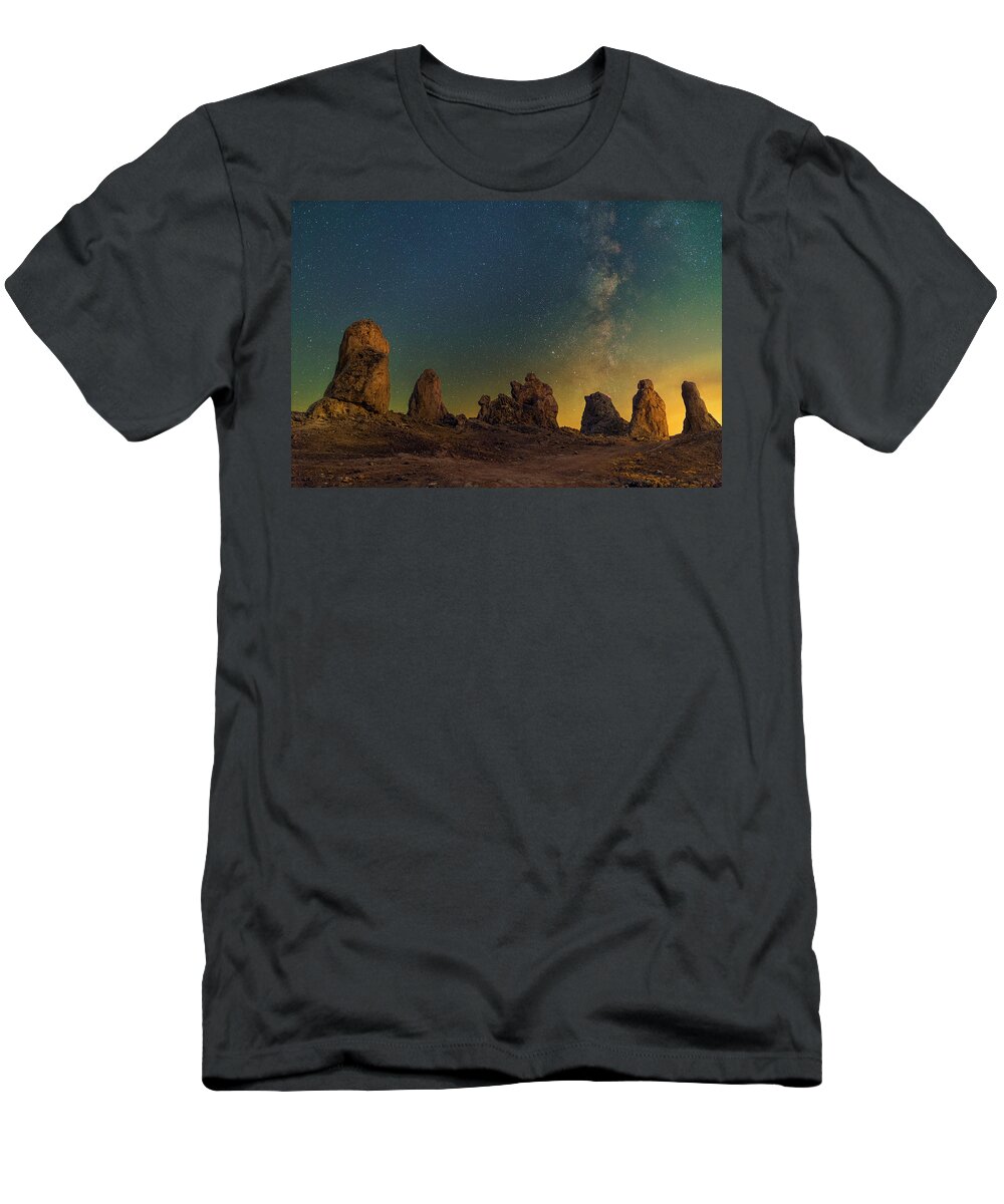 Astronomy T-Shirt featuring the photograph The Arrival by Ralf Rohner