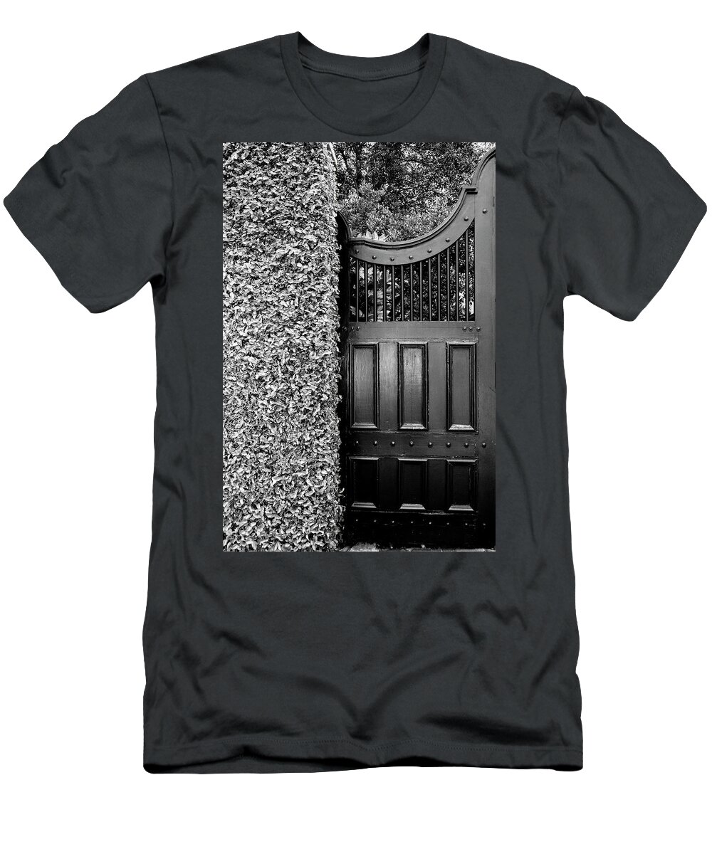 Charleston T-Shirt featuring the photograph THE NEIGHBOURHOODS GATE Charleston SC by William Dey