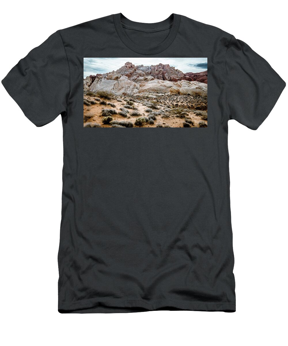 Valley Of Fire T-Shirt featuring the photograph Valley of fire XXII by Hyuntae Kim