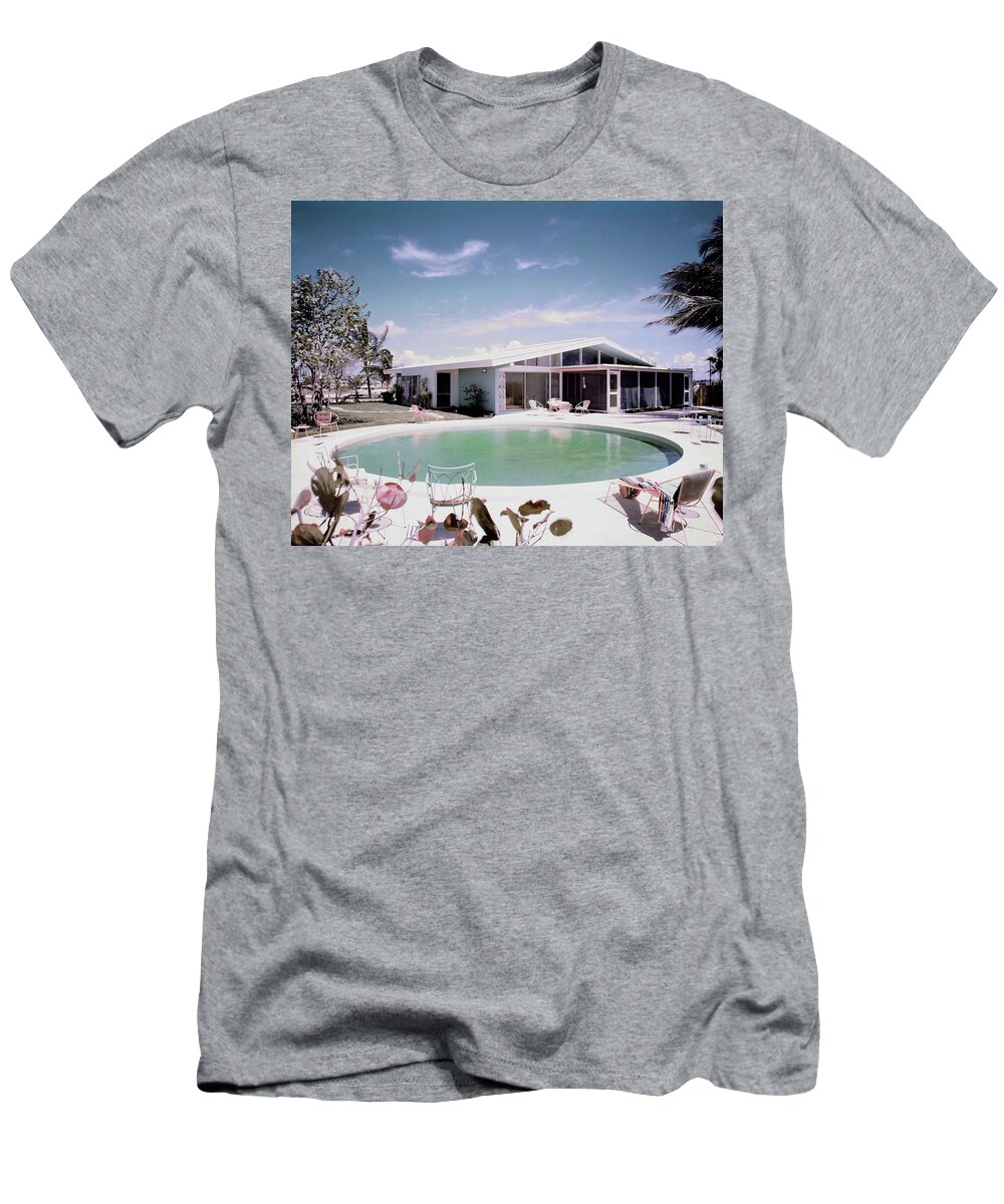 Miami T-Shirt featuring the photograph A House In Miami by Tom Leonard
