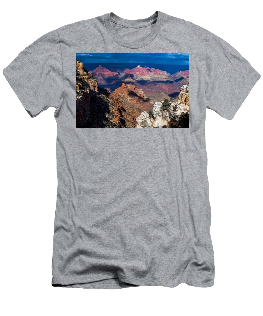 Arizona T-Shirt featuring the photograph Battleship at the Grand Canyon by Ed Gleichman