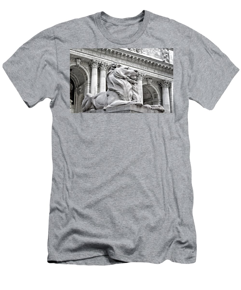 New York Public Library T-Shirt featuring the photograph Patience The NYPL Lion by Susan Candelario