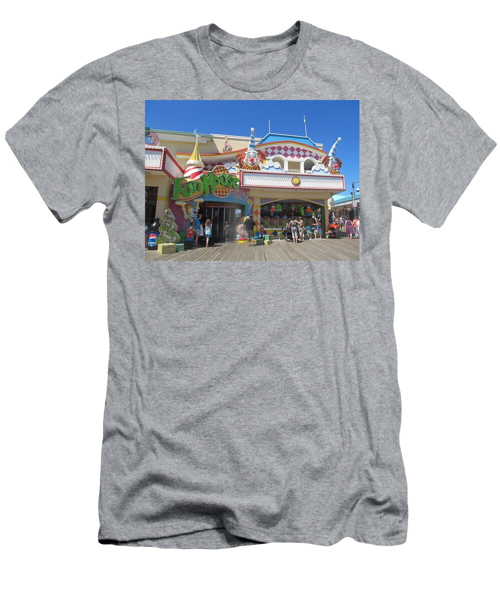 Pt Pleasant Beach T-Shirt featuring the photograph Pt Pleasant Boardwalk Funhouse by Melinda Saminski
