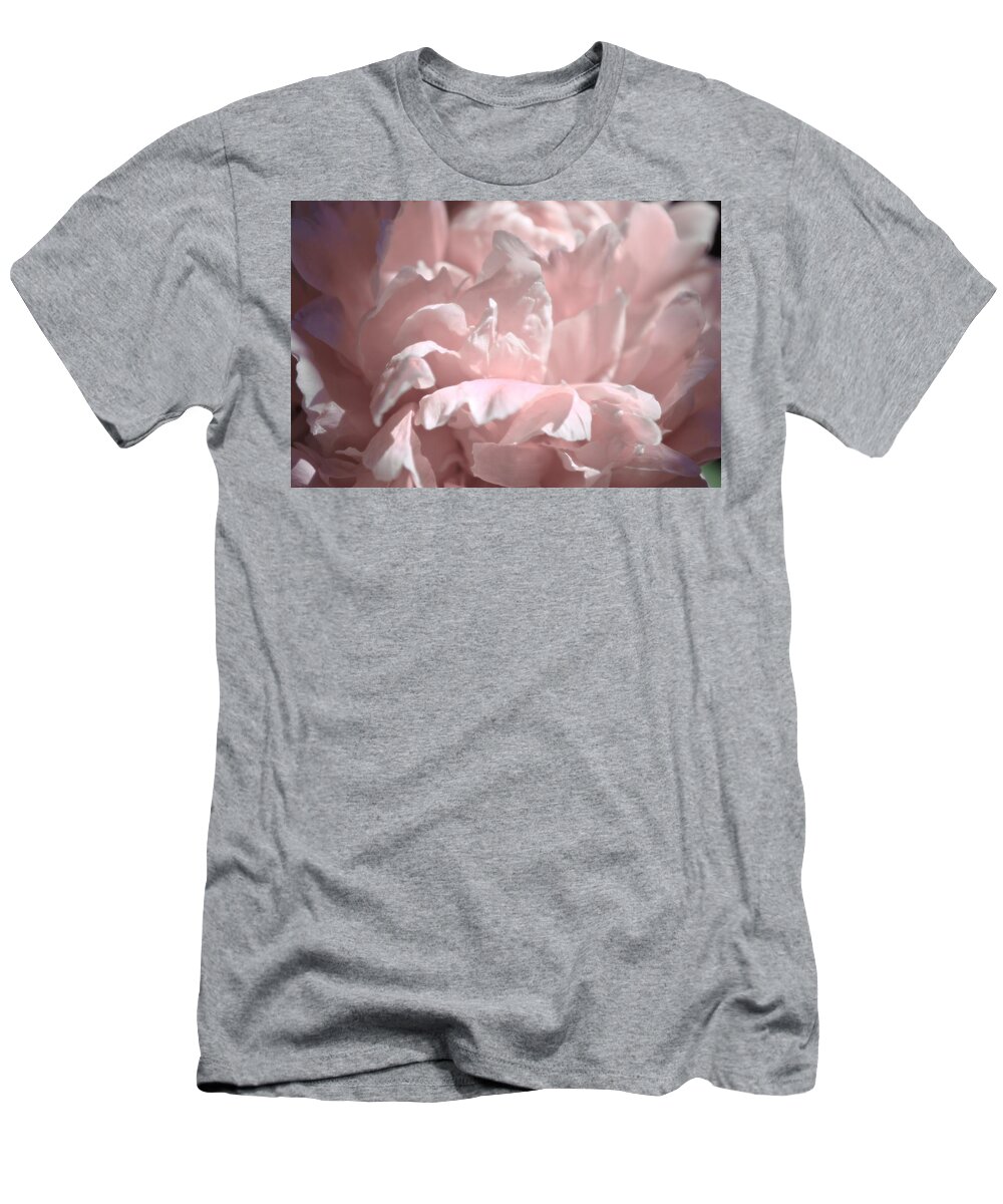 Single T-Shirt featuring the photograph Velvet Peony 2.0 by Michelle Calkins