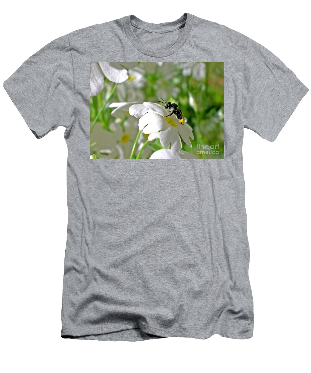Photography T-Shirt featuring the photograph Bee on Primrose by Kaye Menner