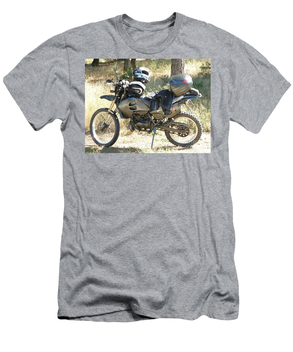 Motorbike T-Shirt featuring the photograph Cross country by Rogerio Mariani
