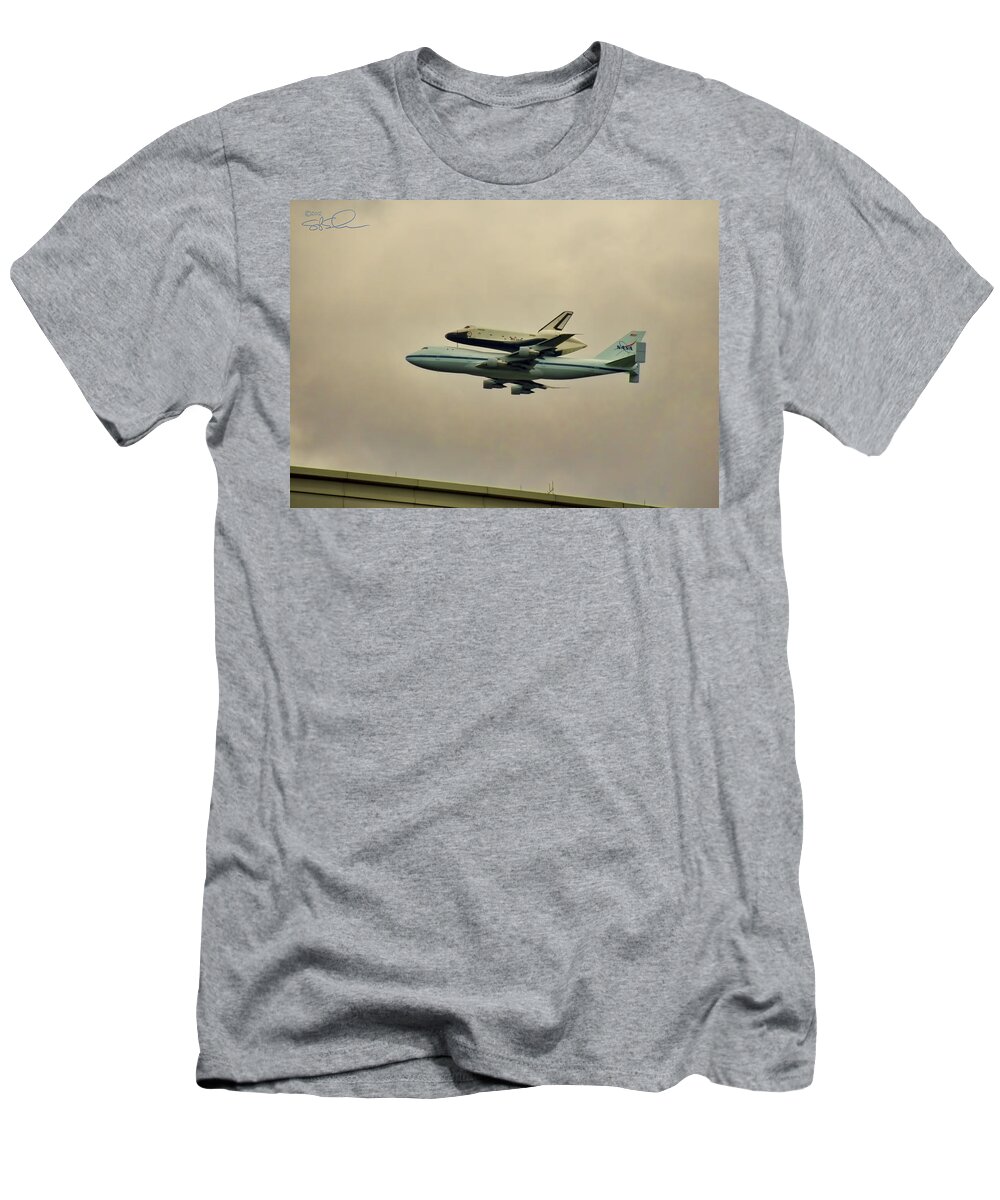 Ssv T-Shirt featuring the photograph Enterprise 9 by S Paul Sahm