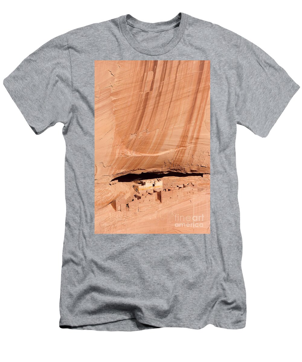 Canyon De Chelly T-Shirt featuring the photograph White House Ruins by Michael Dawson