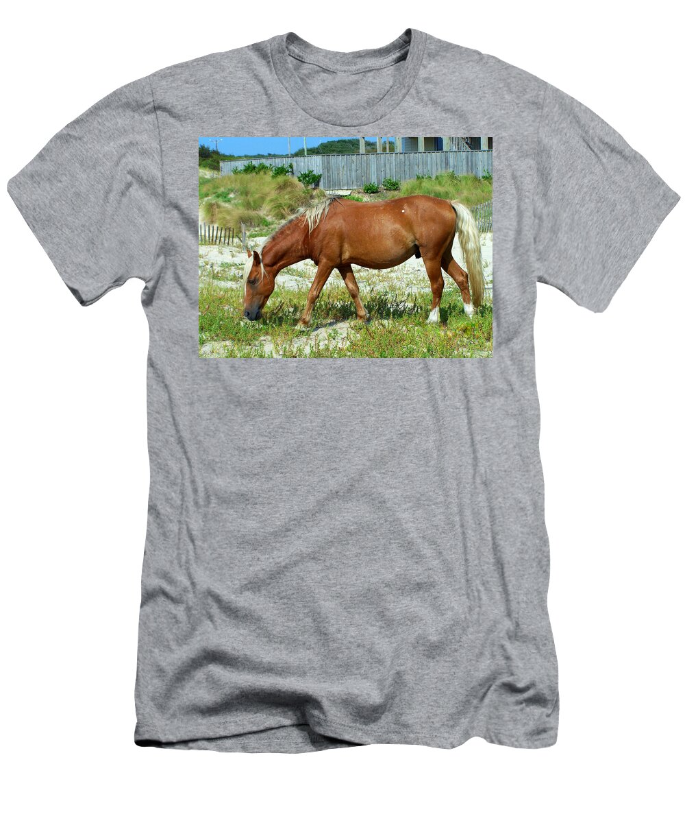 Wild Spanish Mustang T-Shirt featuring the photograph Wild Blondie by Kim Galluzzo
