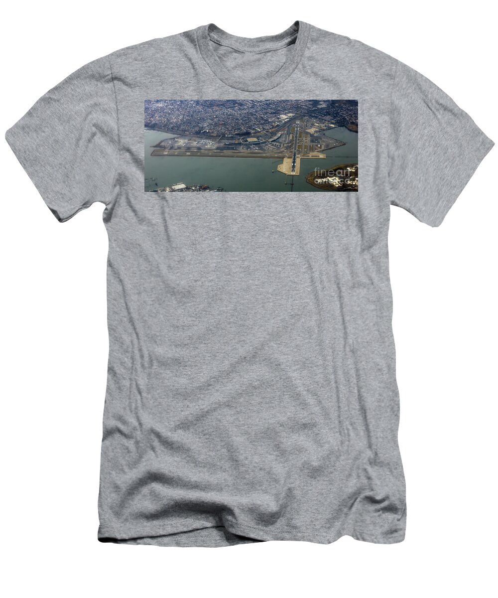 Laguardia Airport T-Shirt featuring the photograph LaGuardia Airport #7 by David Oppenheimer