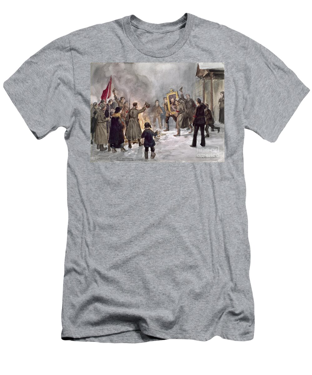 1917 T-Shirt featuring the photograph Russian Revolution, 1917 #5 by Granger