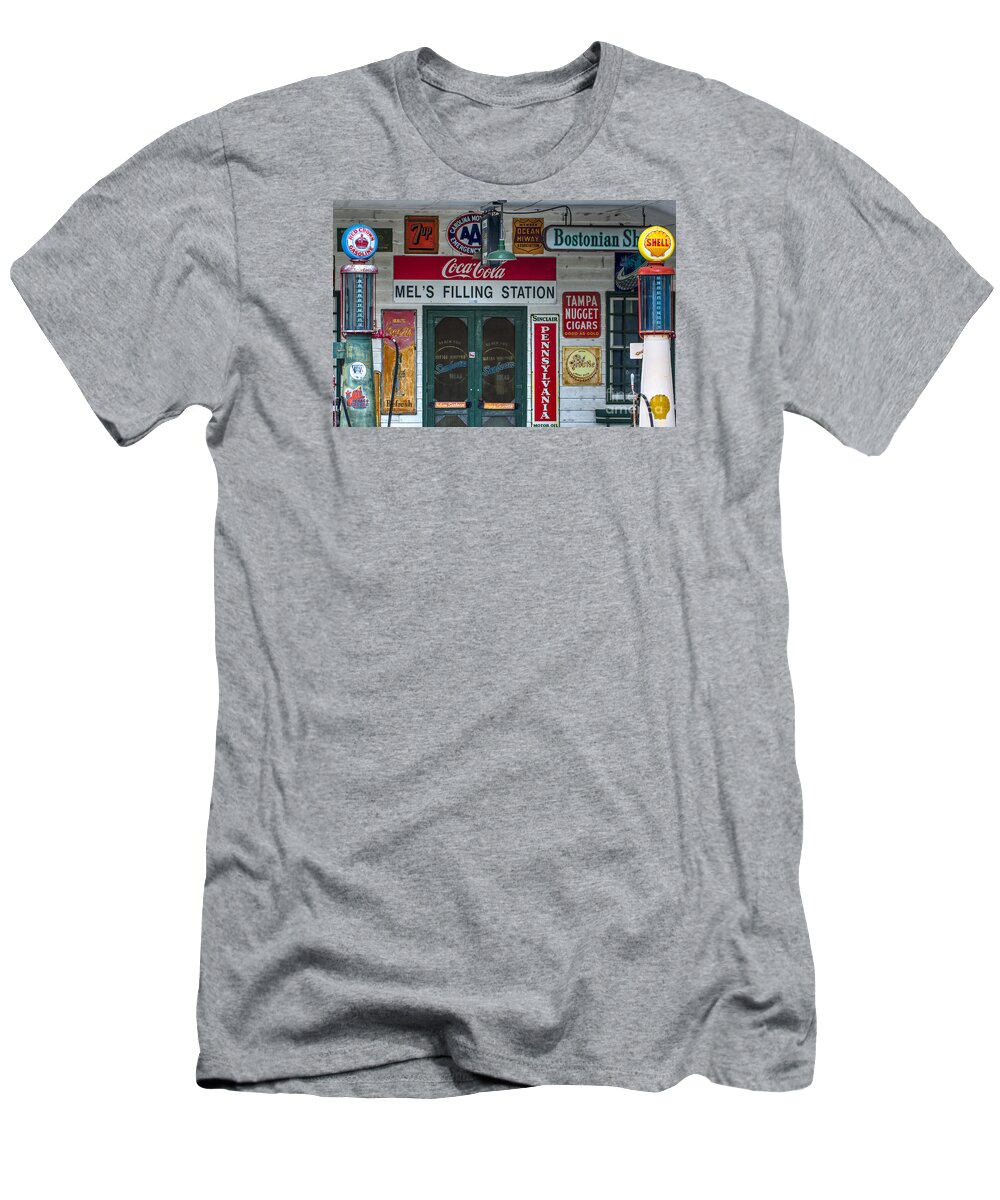 Vintage T-Shirt featuring the photograph 7up by Dale Powell