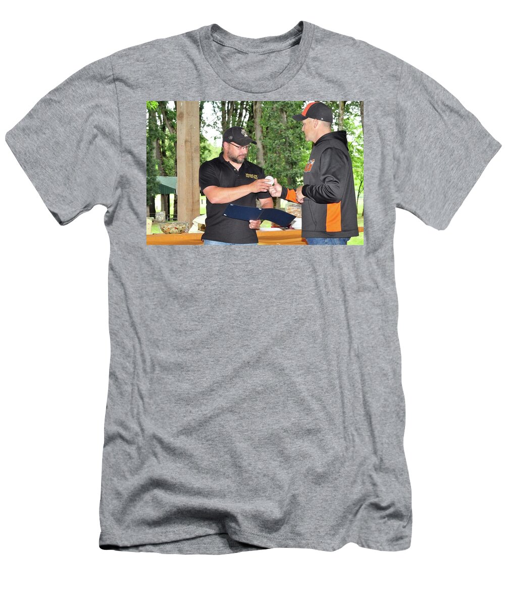 T-Shirt featuring the photograph 9768 by Jerry Sodorff