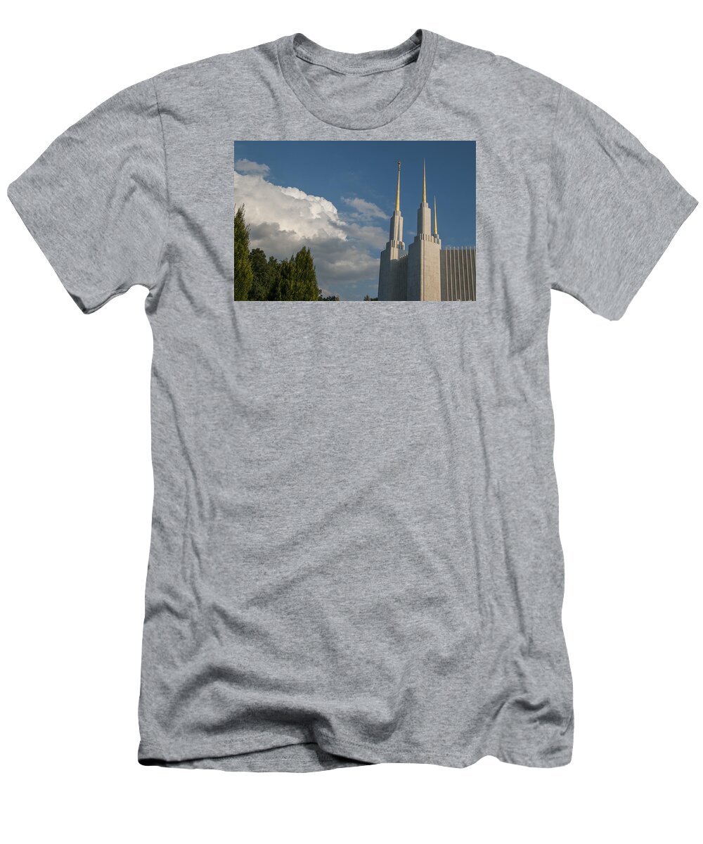 Architecture T-Shirt featuring the photograph Another beautiful day by Brian Green