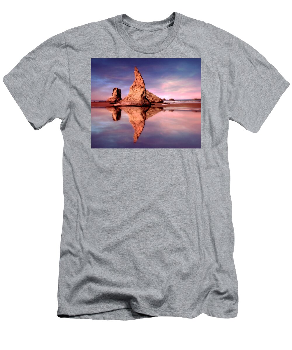 Bandon Reflections T-Shirt featuring the photograph Bandon Reflections by Micki Findlay