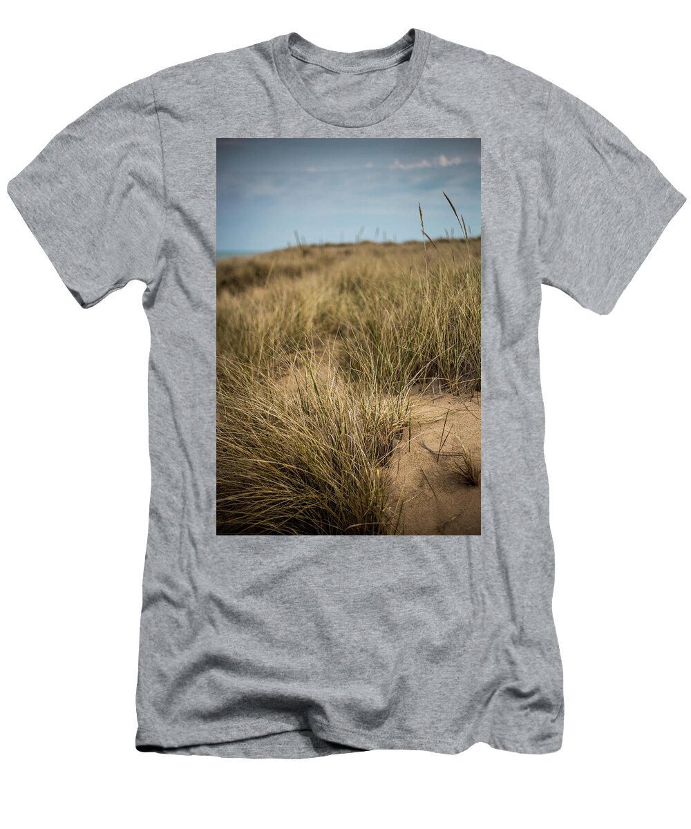  T-Shirt featuring the photograph Beach grass by Sue Conwell