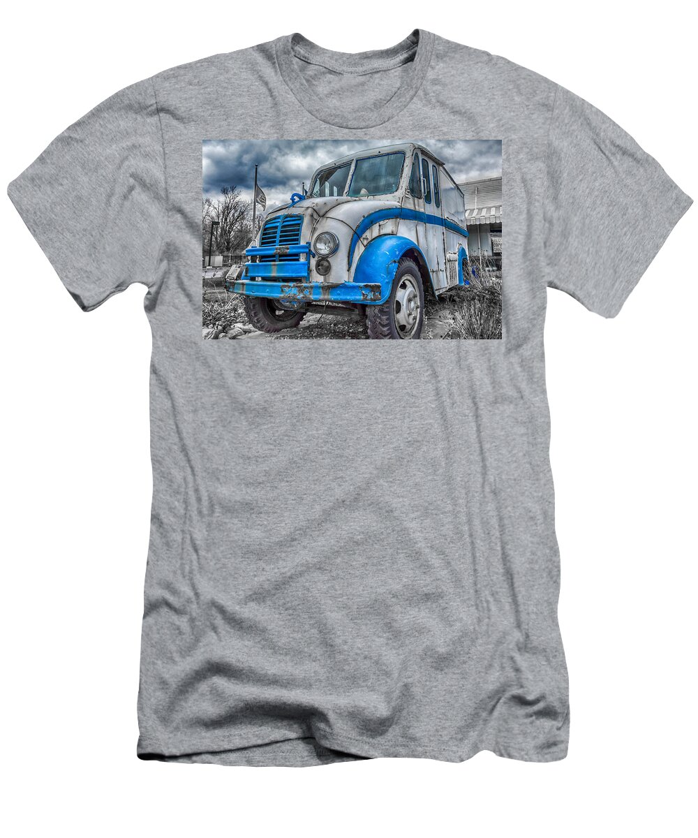 Divco T-Shirt featuring the photograph Blue and White DivCo by Guy Whiteley