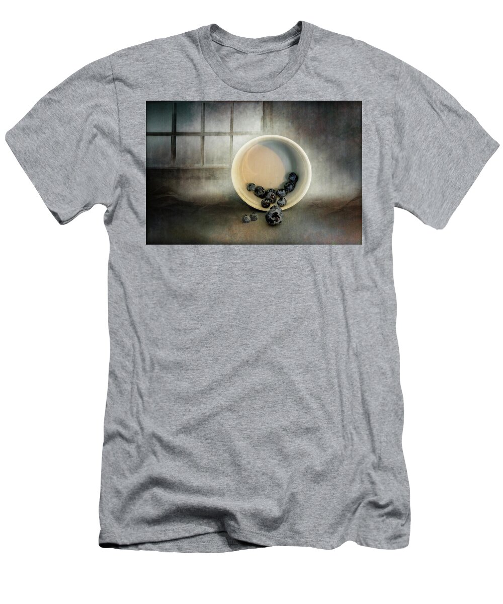 Blueberry T-Shirt featuring the photograph Blueberry Sky by John Anderson