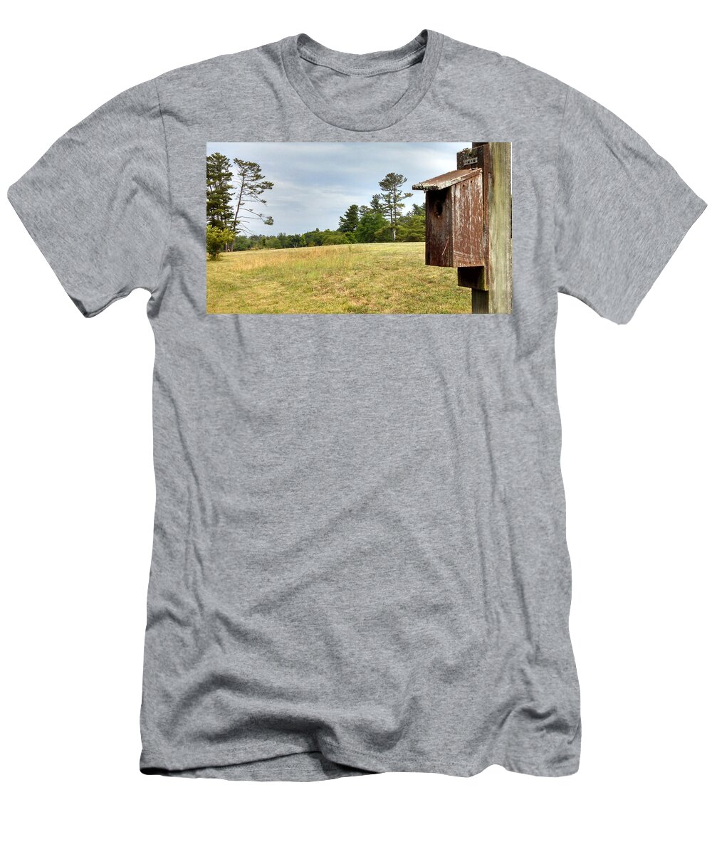 Bluebird Box T-Shirt featuring the photograph Bluebird At Home by Allen Nice-Webb