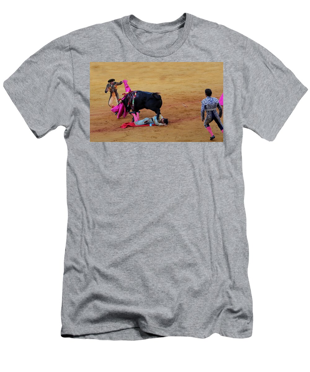 Bullfighting T-Shirt featuring the photograph Bullfighting 30 by Andrew Fare