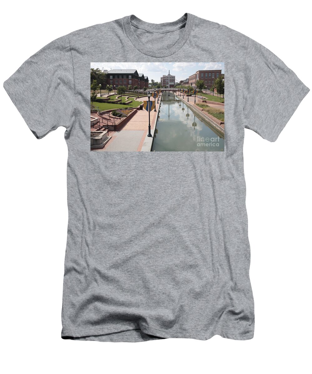 Carroll Creek T-Shirt featuring the photograph Carroll Creek Park in Frederick Maryland by William Kuta