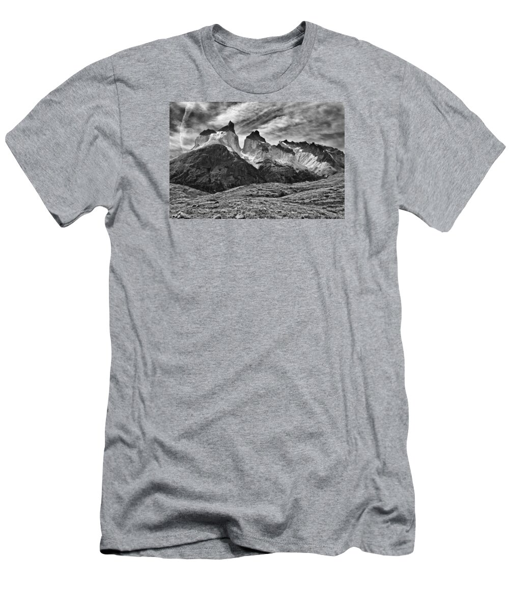 South America T-Shirt featuring the photograph Cuernos del Paine by Alan Toepfer