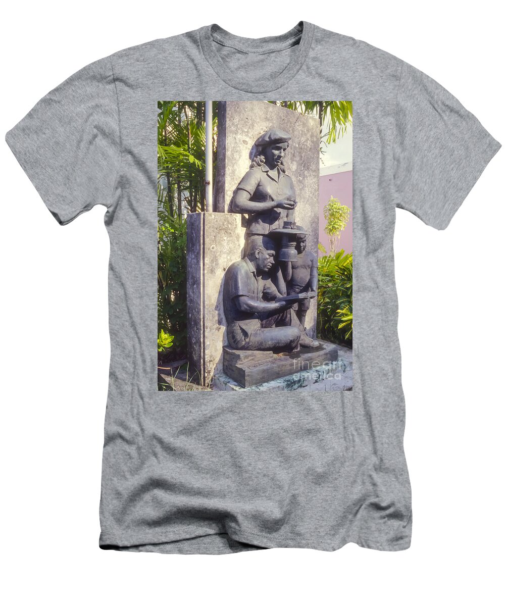Havana T-Shirt featuring the photograph Everyone Can Read by Bob Phillips