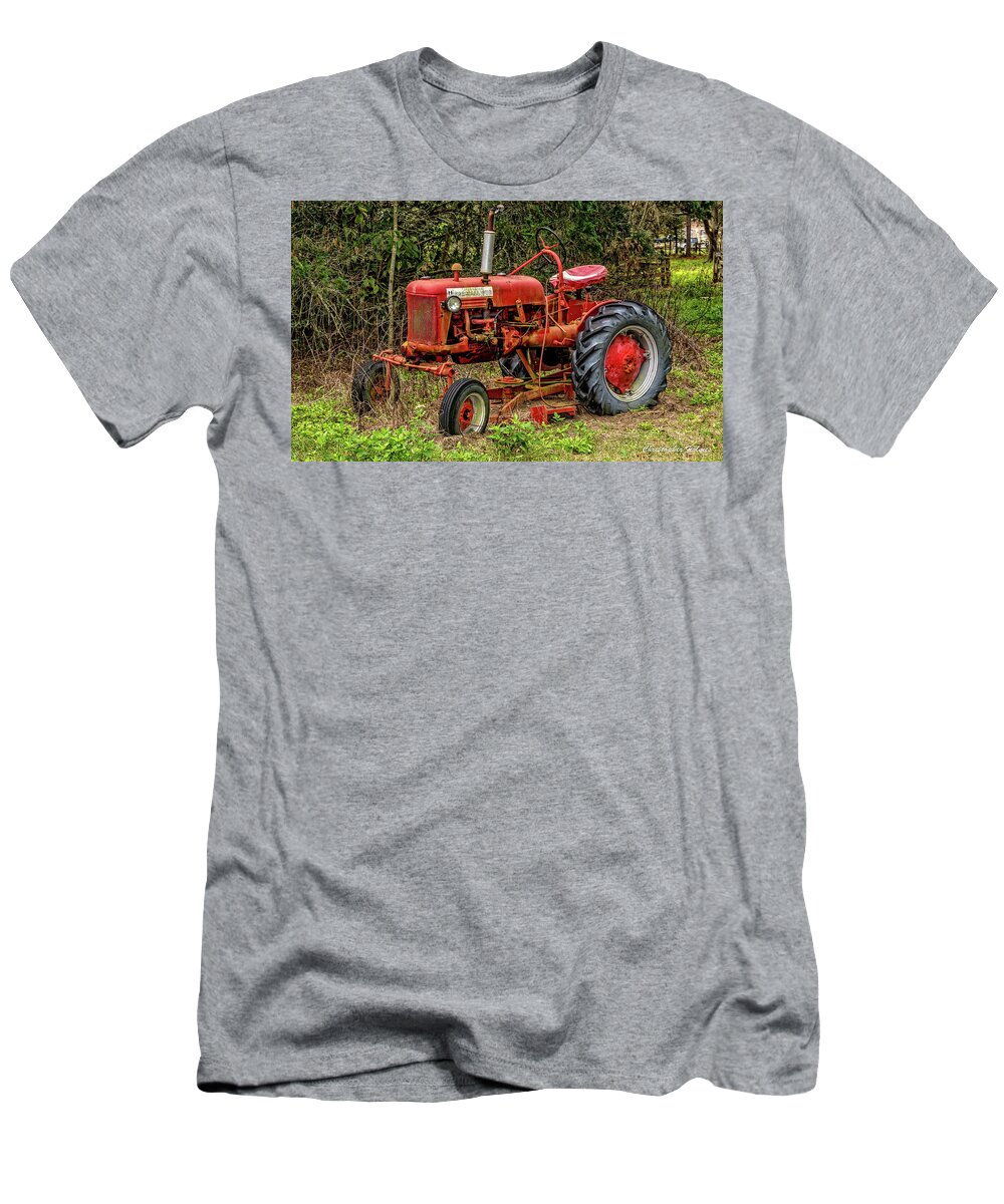 Christopher Holmes Photography T-Shirt featuring the photograph Farmall Cub by Christopher Holmes
