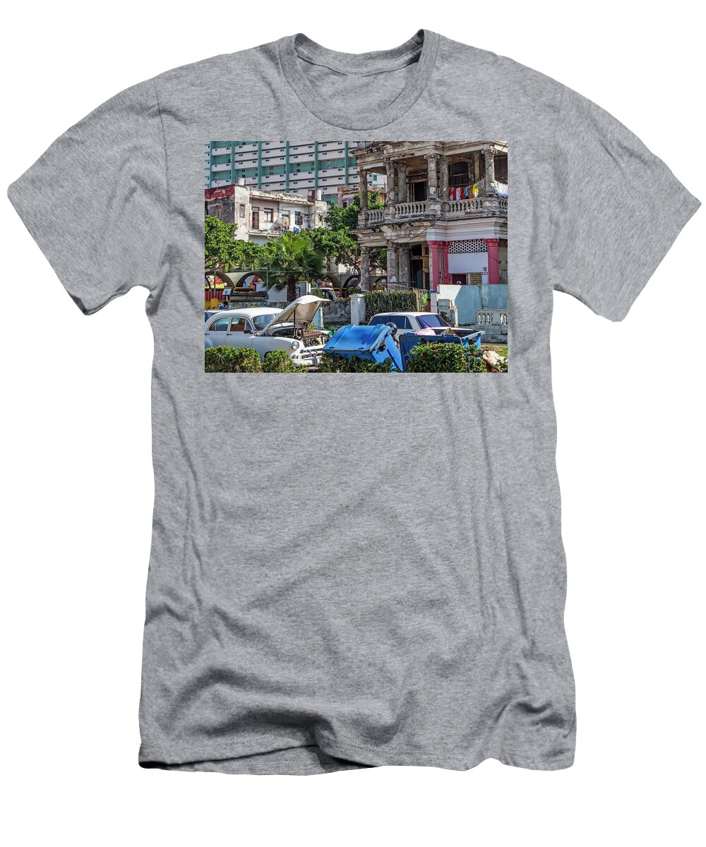 Charles Harden Havana Cuba Vintage Cars Ruins Chevy Laundry Modern Old T-Shirt featuring the photograph Havana Cuba by Charles Harden