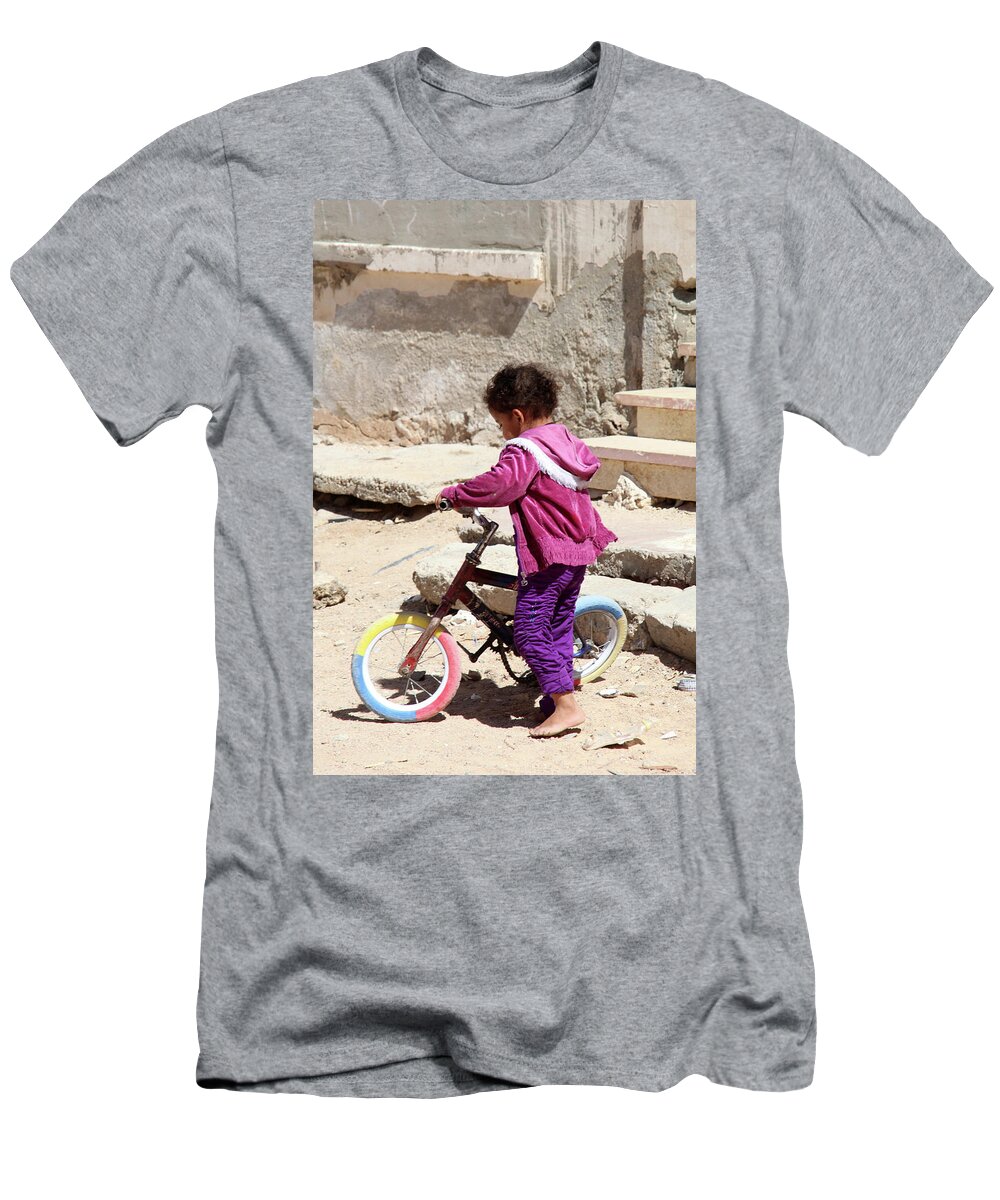 Jezcself T-Shirt featuring the photograph I'll Get It Straight First by Jez C Self