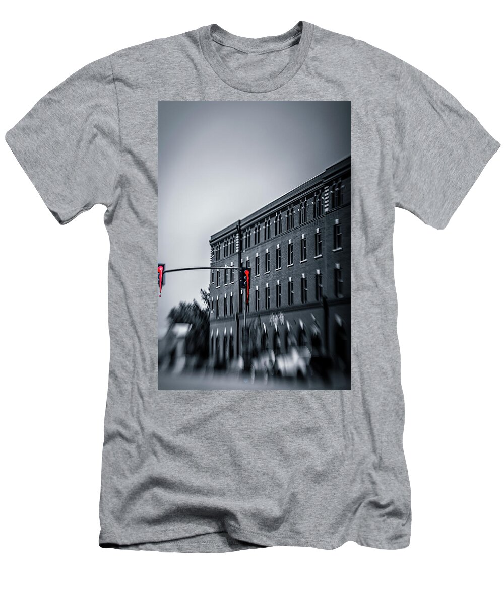 1509 T-Shirt featuring the photograph I'm Melting by Marnie Patchett