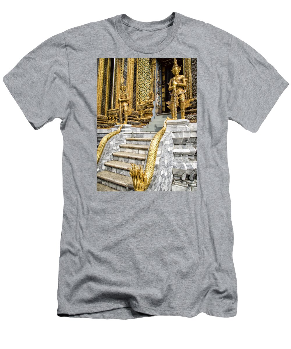 Imperial Palace T-Shirt Dan - Pixels