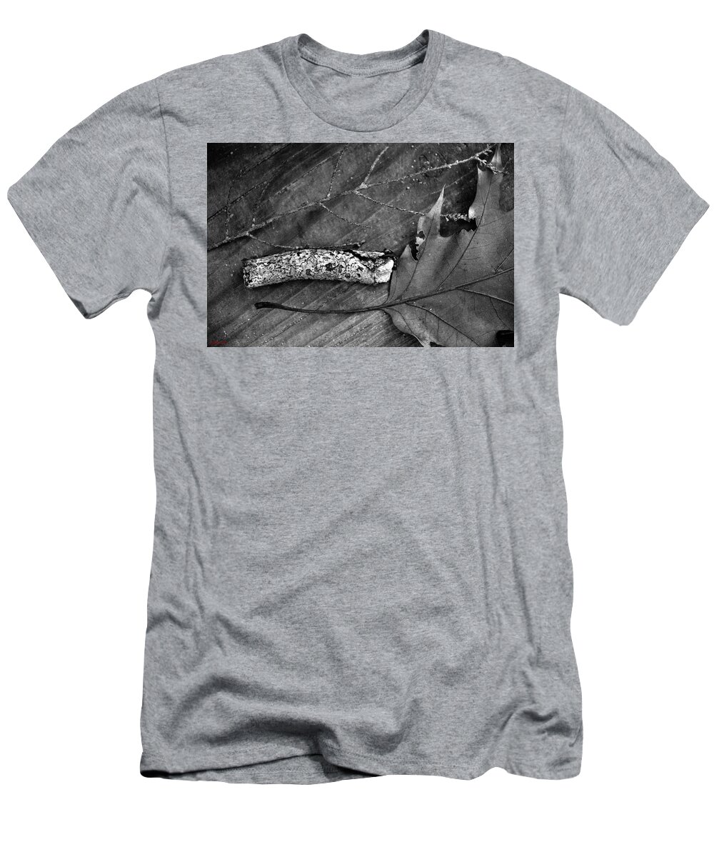 Left Overs T-Shirt featuring the photograph Left Overs by Edward Smith