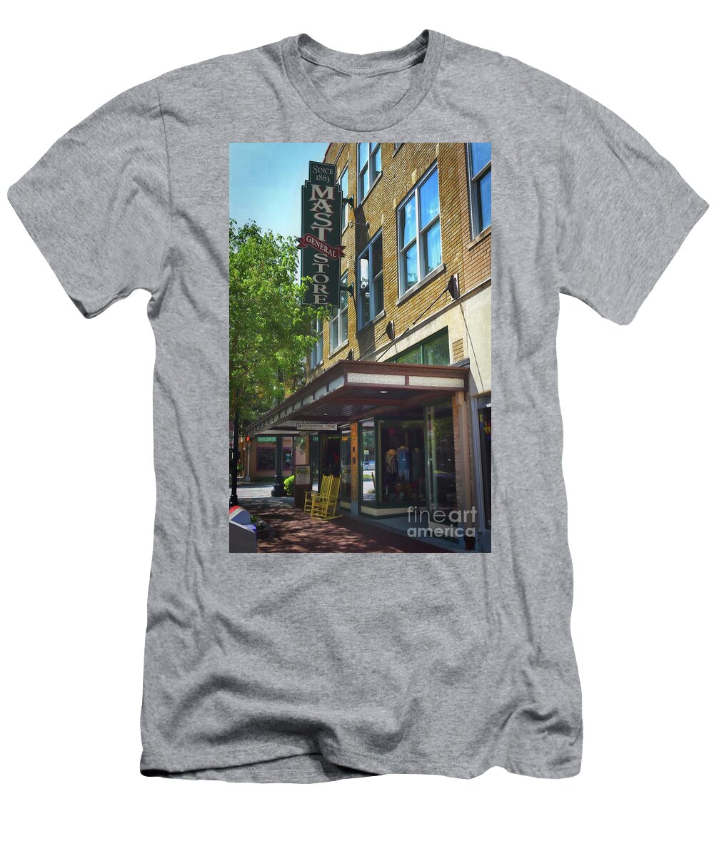 Scenic Tours T-Shirt featuring the photograph Mast General by Skip Willits