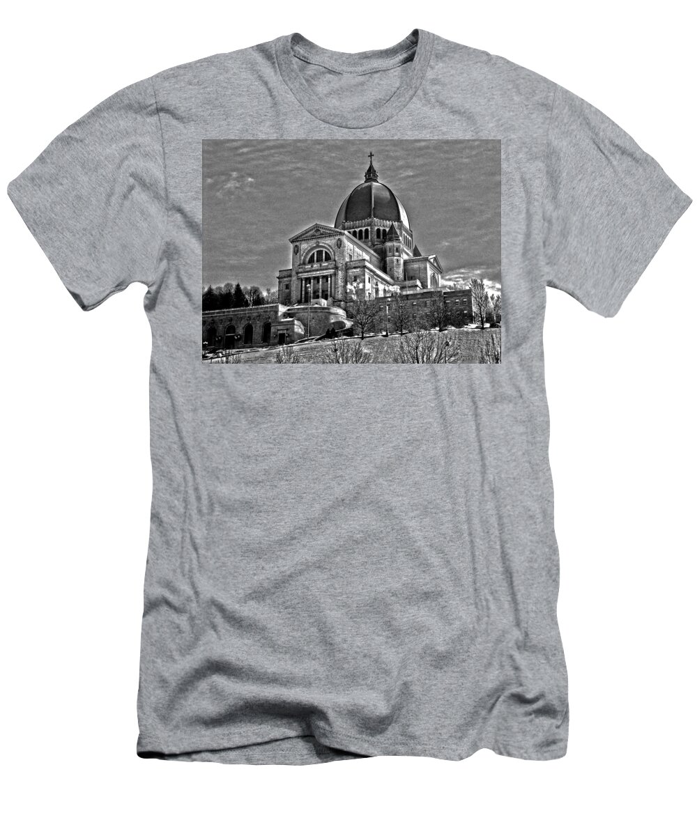 North America T-Shirt featuring the photograph Oratoire St-Joseph du Mont-Royal by Juergen Weiss