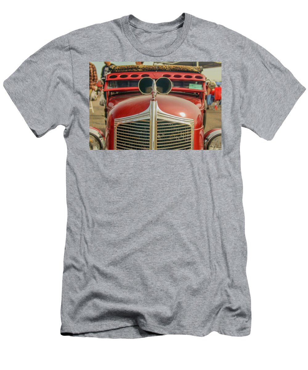 Ratrod T-Shirt featuring the photograph Ratrod Approaching by Darrell Foster