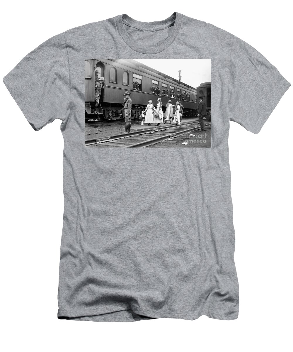 1918 T-Shirt featuring the photograph RED CROSS, c1918 by Granger