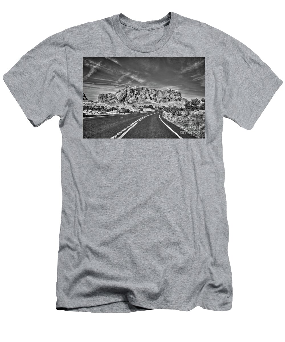 Reid Callaway Horseshoe Bend T-Shirt featuring the photograph Standing In The Road B W Grand Canyon Butte Page Arizona Art by Reid Callaway