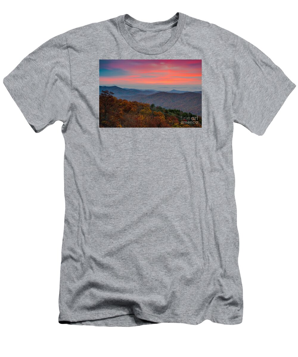 Sunrise T-Shirt featuring the photograph Sunrise over Blue Ridge Parkway. by Itai Minovitz