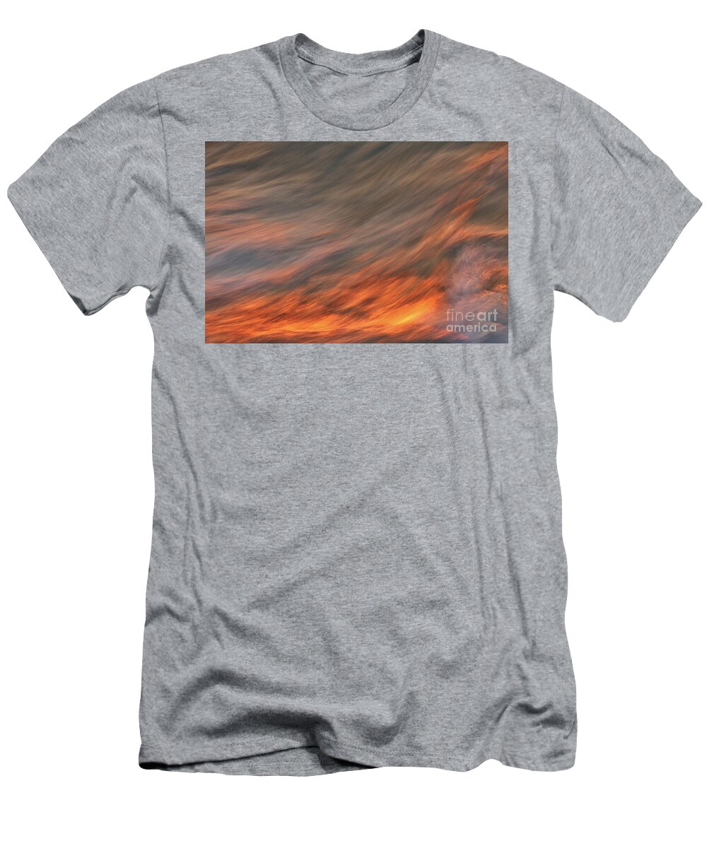 ​eos 7​7​d; Wny T-Shirt featuring the photograph Sunset Waters of the Niagara by Tony Lee