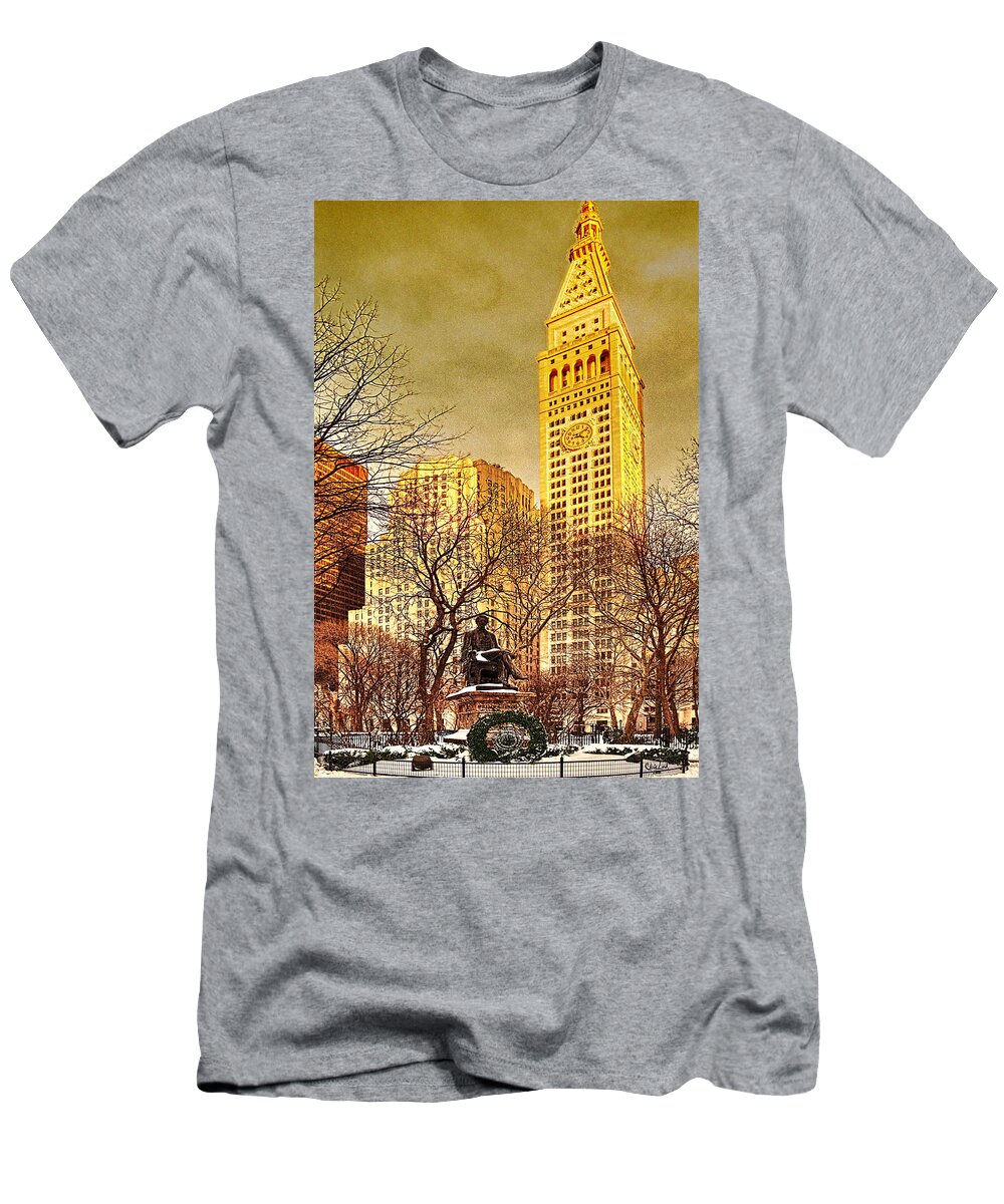 Winter T-Shirt featuring the photograph Ten Past Four at Madison Square Park by Chris Lord