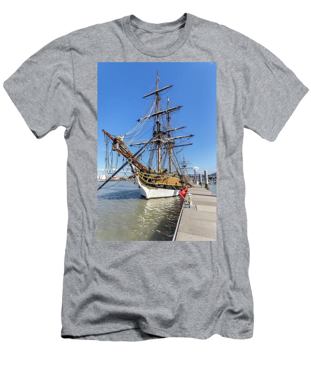 Tall T-Shirt featuring the photograph The Lady Washington by Rob Green