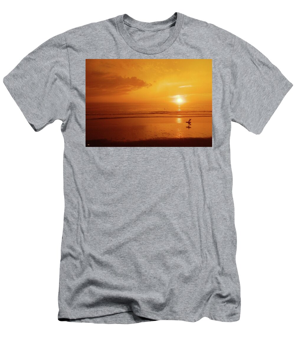 Beach T-Shirt featuring the photograph The Turning Tide by Everette McMahan jr