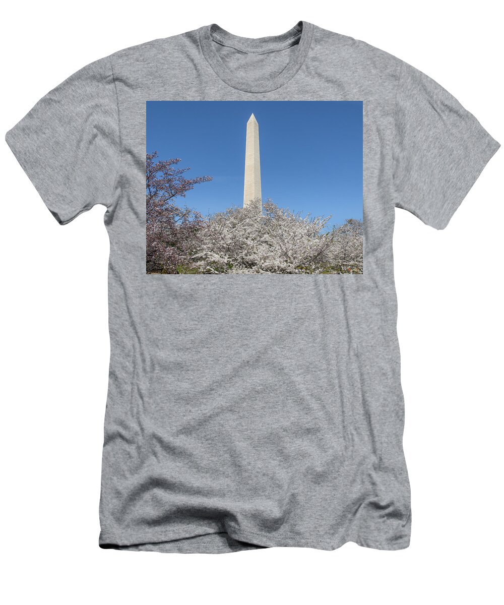 Scenic T-Shirt featuring the photograph The Washington Monument and Cherry Blossoms DS0068 by Gerry Gantt