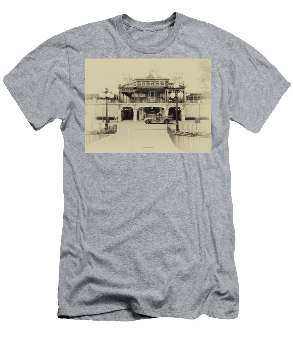 Castle T-Shirt featuring the photograph Train Statin WDW in Heirloom MP by Thomas Woolworth