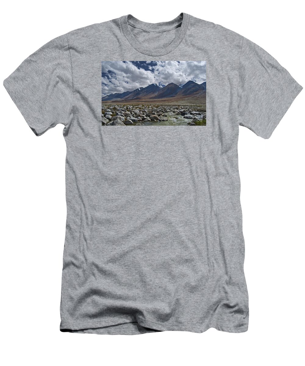 Festblues T-Shirt featuring the photograph Tranquility... by Nina Stavlund