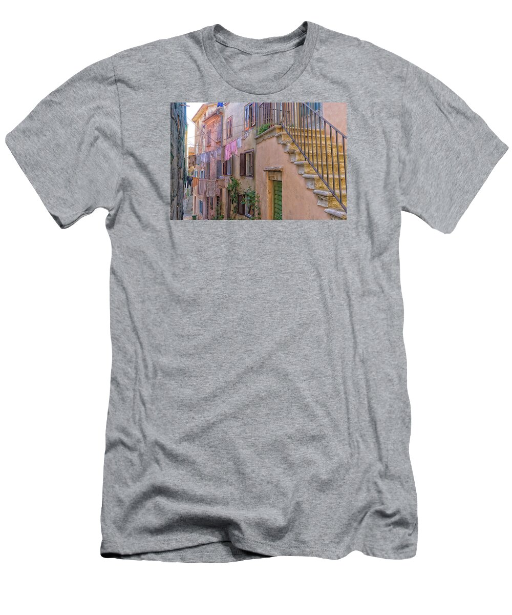 Croatia T-Shirt featuring the photograph Urban View With Laundary by Uri Baruch