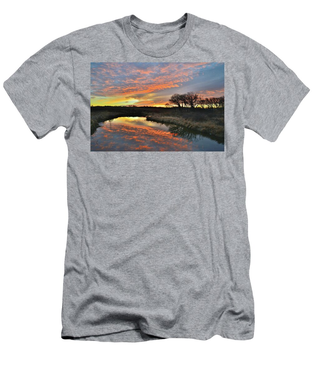 Glacial Park T-Shirt featuring the photograph Winter Sunrise on Nippersink Creek in Glacial Park by Ray Mathis